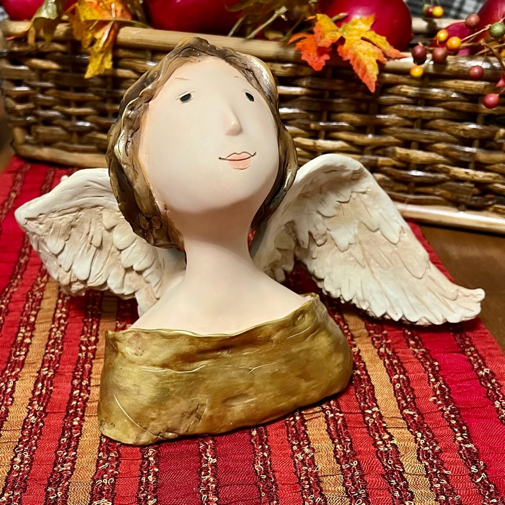 Journey of Grace Rejoice Large Bust EUC